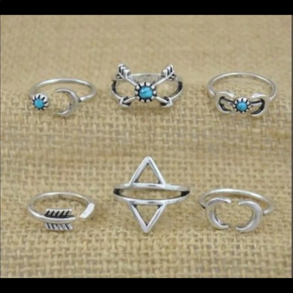 ๐ SIX PIECE SILVER ARROW & MOON MIDI RING SET - Picture 2 of 2